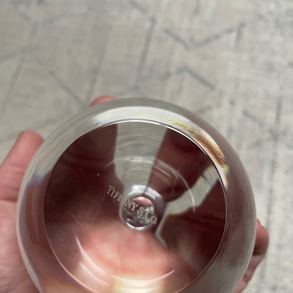 Tiffany & Co Apple Paperweight - Picture 8 of 11